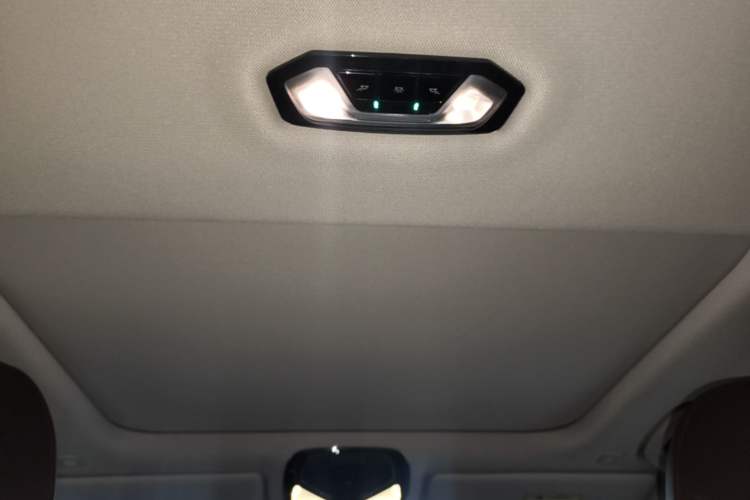 Used BMW 3 Series 2022 325i M Sport Package Headliner