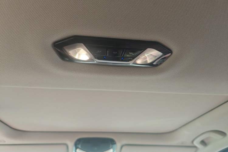 Used BMW 3 Series 2022 Updated 325i M Sport Package Headliner