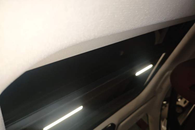 Used BMW 3 Series 2022 325i M Sport Package Headliner