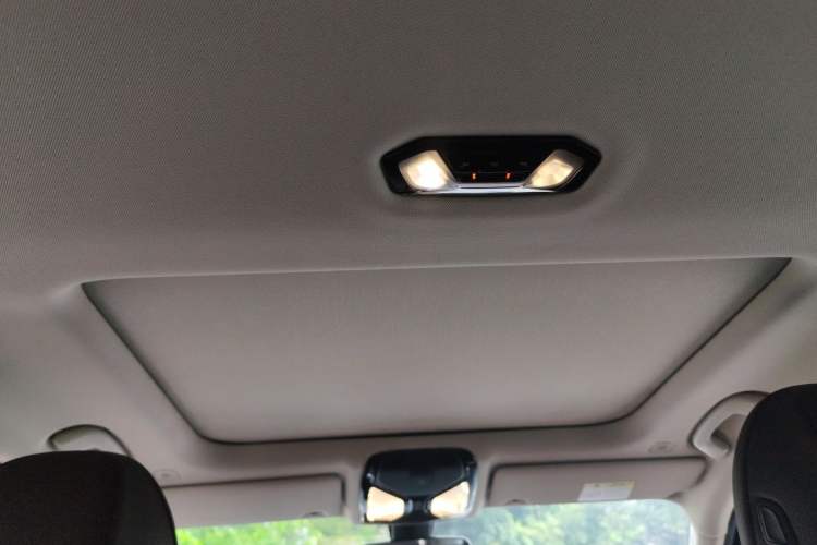 Used BMW 3 Series 2022 320i Sport Package Headliner