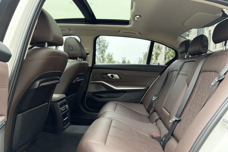Used BMW 3 Series 2022 325Li M Sport Package Headliner