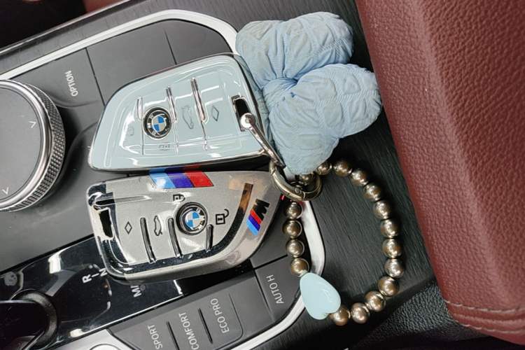 Used BMW 3 Series 2022 Updated 325i M Sport Package Interior 1