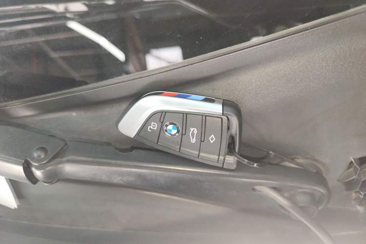 Used BMW 3 Series 2022 Updated 325Li M Sport Package Interior 1