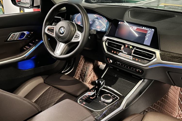 Used BMW 3 Series 2022 325Li M Sport Package Interior 1