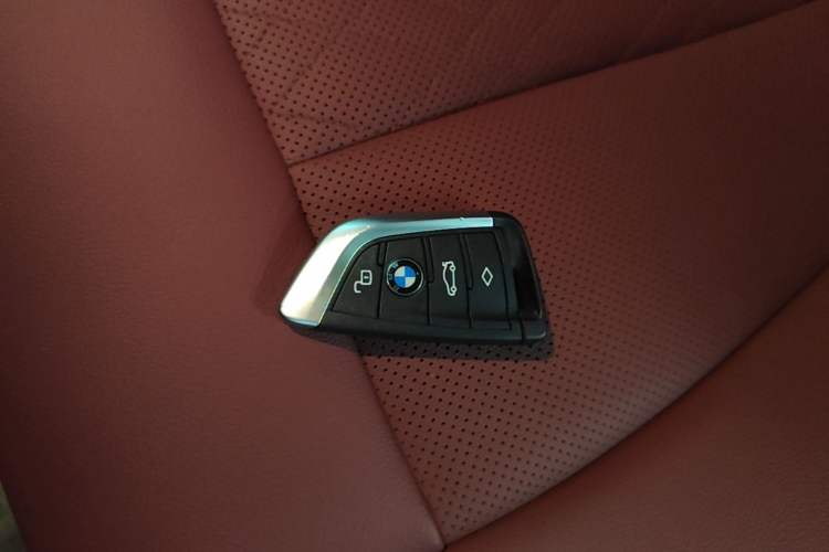 Used BMW 3 Series 2022 325i M Sport Night Edition Package Interior 1