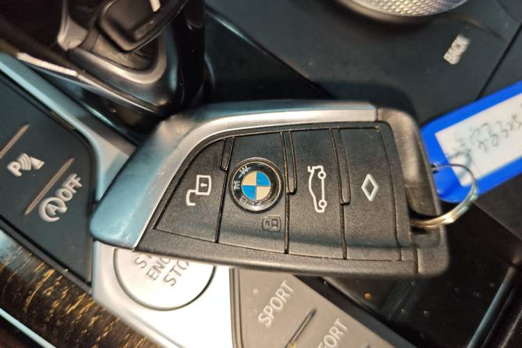 Used BMW 3 Series 2022 325Li M Sport Package Interior 1