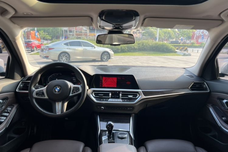 Used BMW 3 Series 2022 Updated 325Li M Sport Package Interior 1