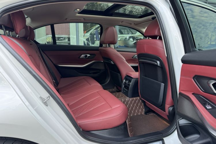 Used BMW 3 Series 2022 320Li M Sport Package Interior 10