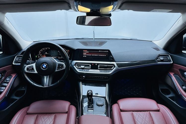 Used BMW 3 Series 2022 325Li M Sport Package Interior 2