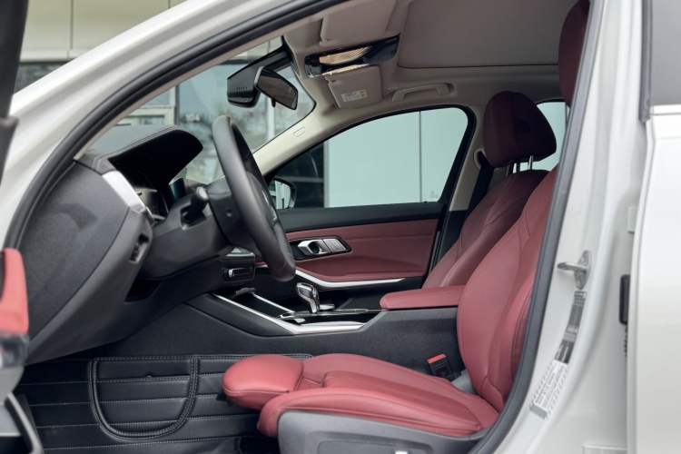 Used BMW 3 Series 2022 320Li M Sport Package Interior 2
