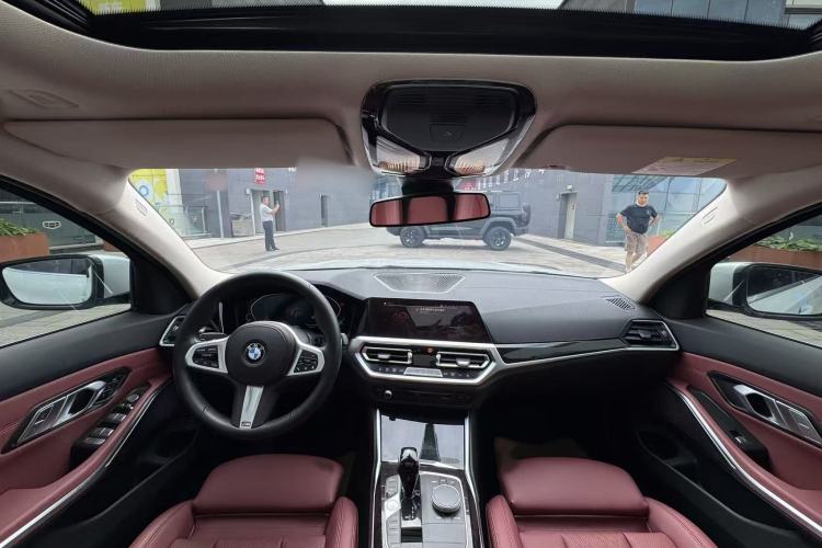 Used BMW 3 Series 2022 325Li M Sport Package Interior 2
