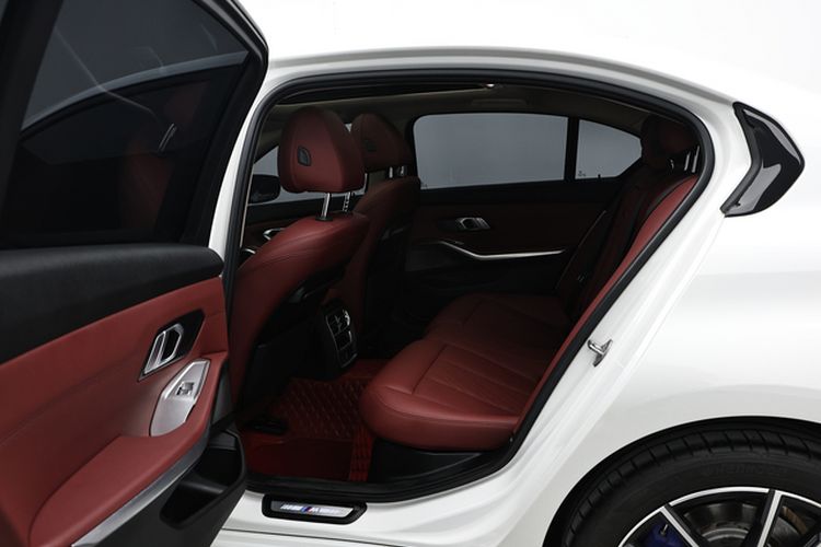 Used BMW 3 Series 2022 320Li M Sport Package Interior 3