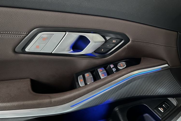 Used BMW 3 Series 2022 325Li M Sport Package Interior 3