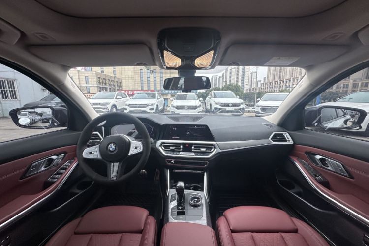 Used BMW 3 Series 2022 Restyled 320Li M Sport Package Interior 3
