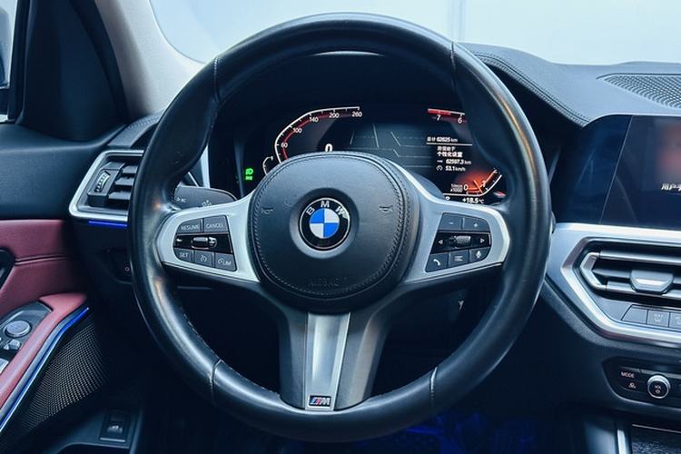Used BMW 3 Series 2022 325Li M Sport Package Interior 3