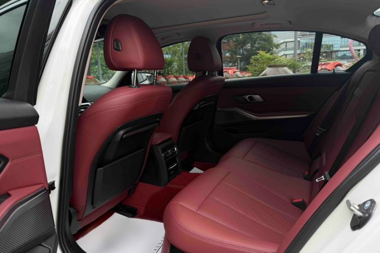 Used BMW 3 Series 2022 320Li M Sport Package Interior 3