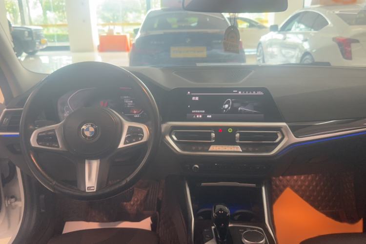 Used BMW 3 Series 2022 Updated 325Li M Sport Package Interior 3