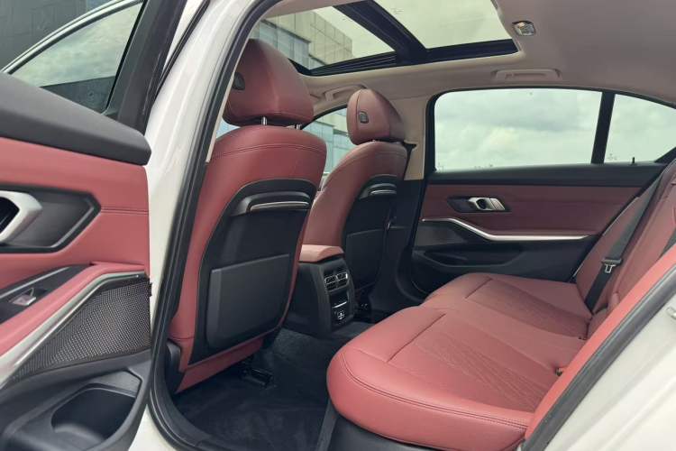Used BMW 3 Series 2022 325Li M Sport Package Interior 3