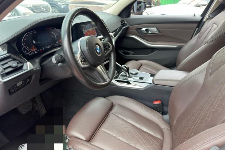 Used BMW 3 Series 2022 Restyled 320Li M Sport Package Interior 3