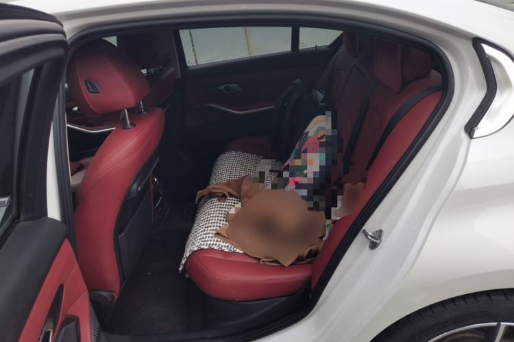 Used BMW 3 Series 2022 325Li M Sport Package Interior 4