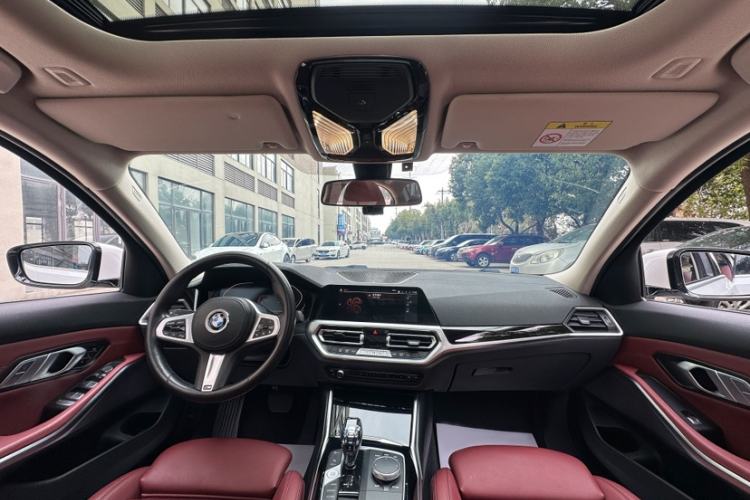 Used BMW 3 Series 2022 320Li M Sport Package Interior 4