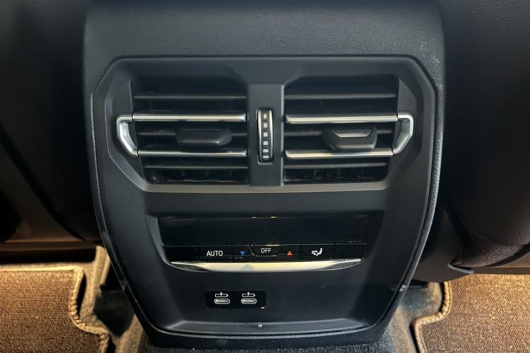 Used BMW 3 Series 2022 Restyled 320Li M Sport Package Interior 4
