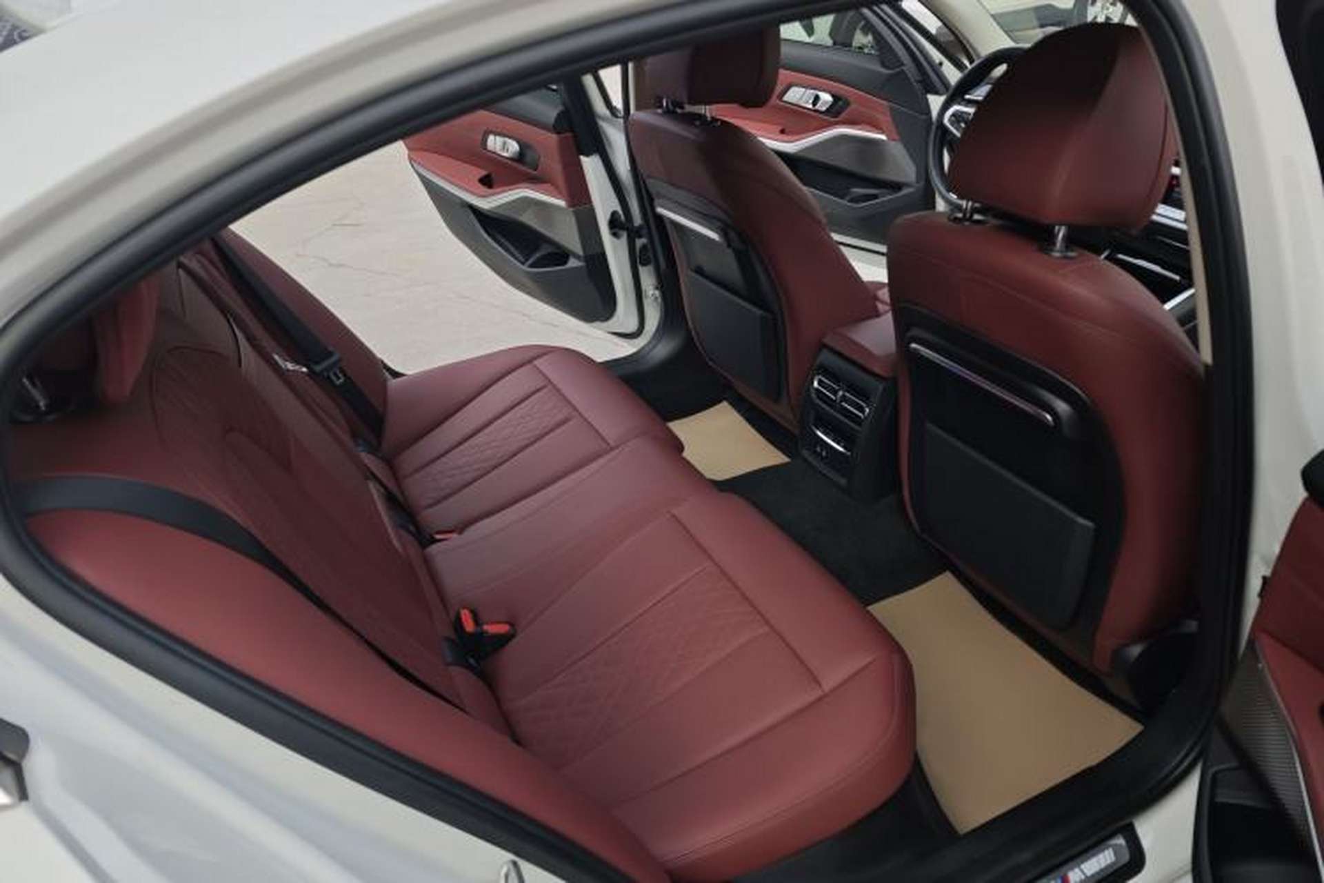 Used BMW 3 Series 2022 Updated 325Li M Sport Package Interior 4
