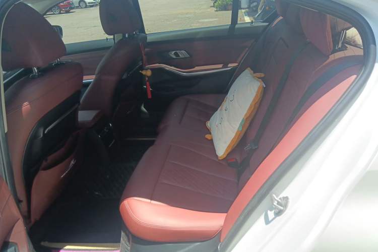 Used BMW 3 Series 2022 320Li M Sport Package Interior 4