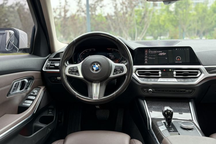 Used BMW 3 Series 2022 325Li M Sport Package Interior 4