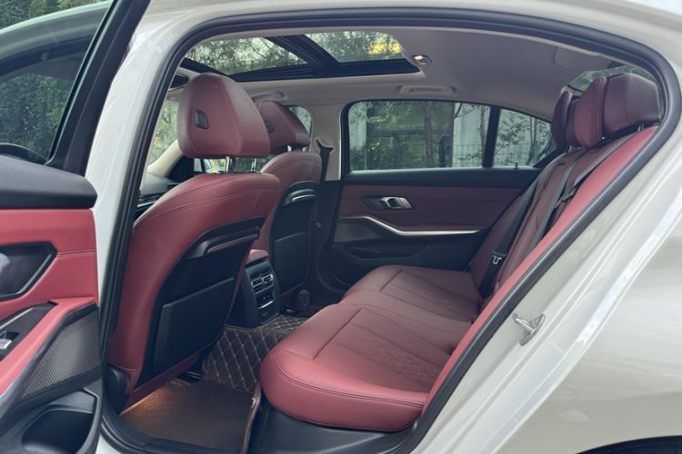 Used BMW 3 Series 2022 320Li M Sport Package Interior 5