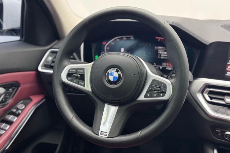 Used BMW 3 Series 2022 325i M Sport Package Interior 5