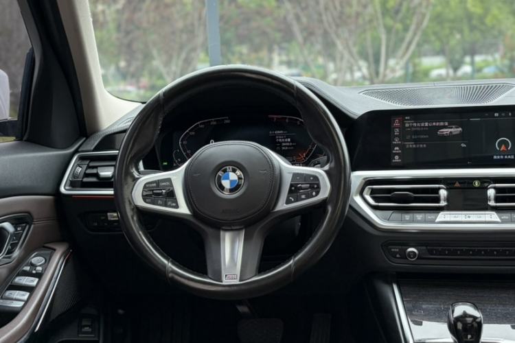 Used BMW 3 Series 2022 325Li M Sport Package Interior 6