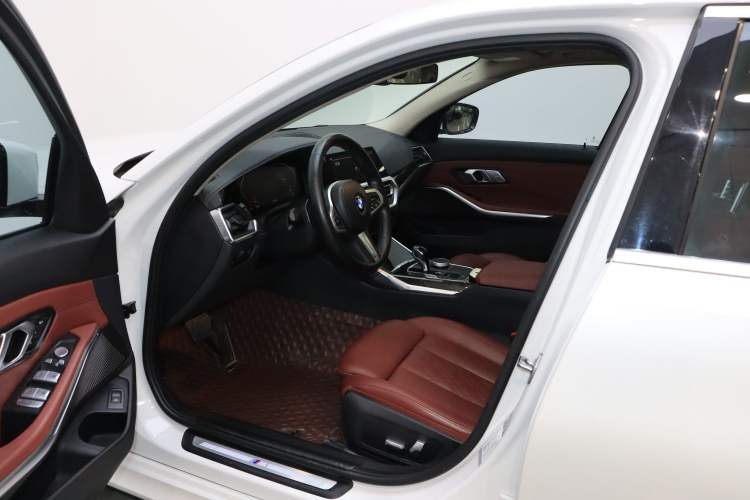 Used BMW 3 Series 2022 325Li M Sport Package Interior 7