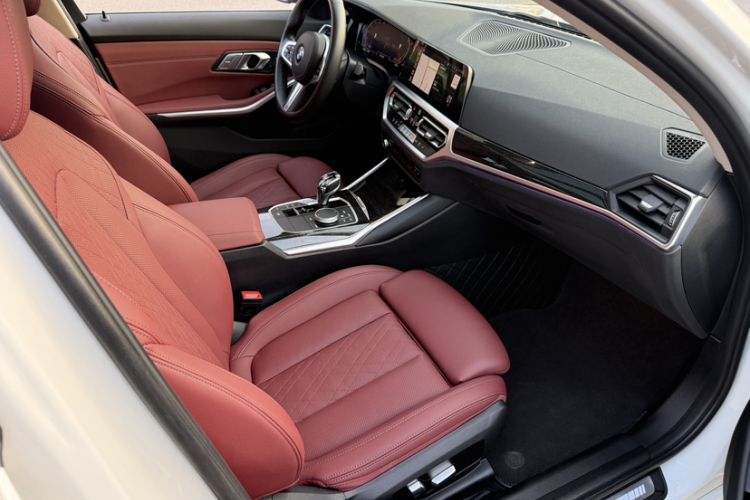 Used BMW 3 Series 2022 Updated 325Li M Sport Package Interior 7