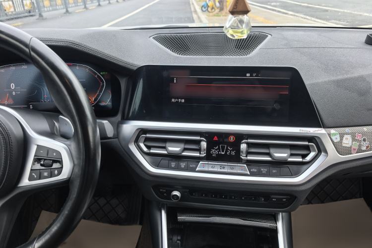 Used BMW 3 Series 2022 Revised 325i M Sport Night Edition Package Interior 8