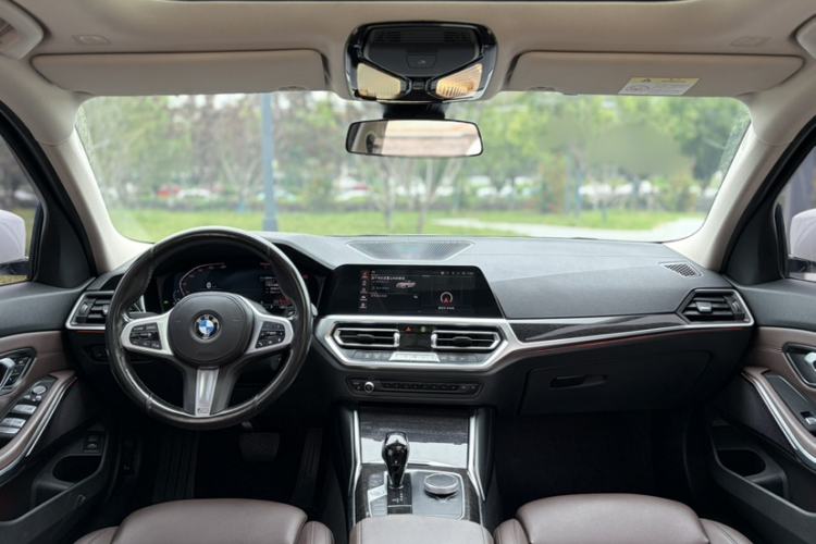 Used BMW 3 Series 2022 325Li M Sport Package Interior 8