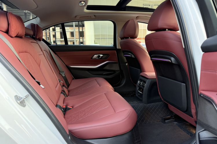 Used BMW 3 Series 2022 Updated 325Li M Sport Package Interior 8