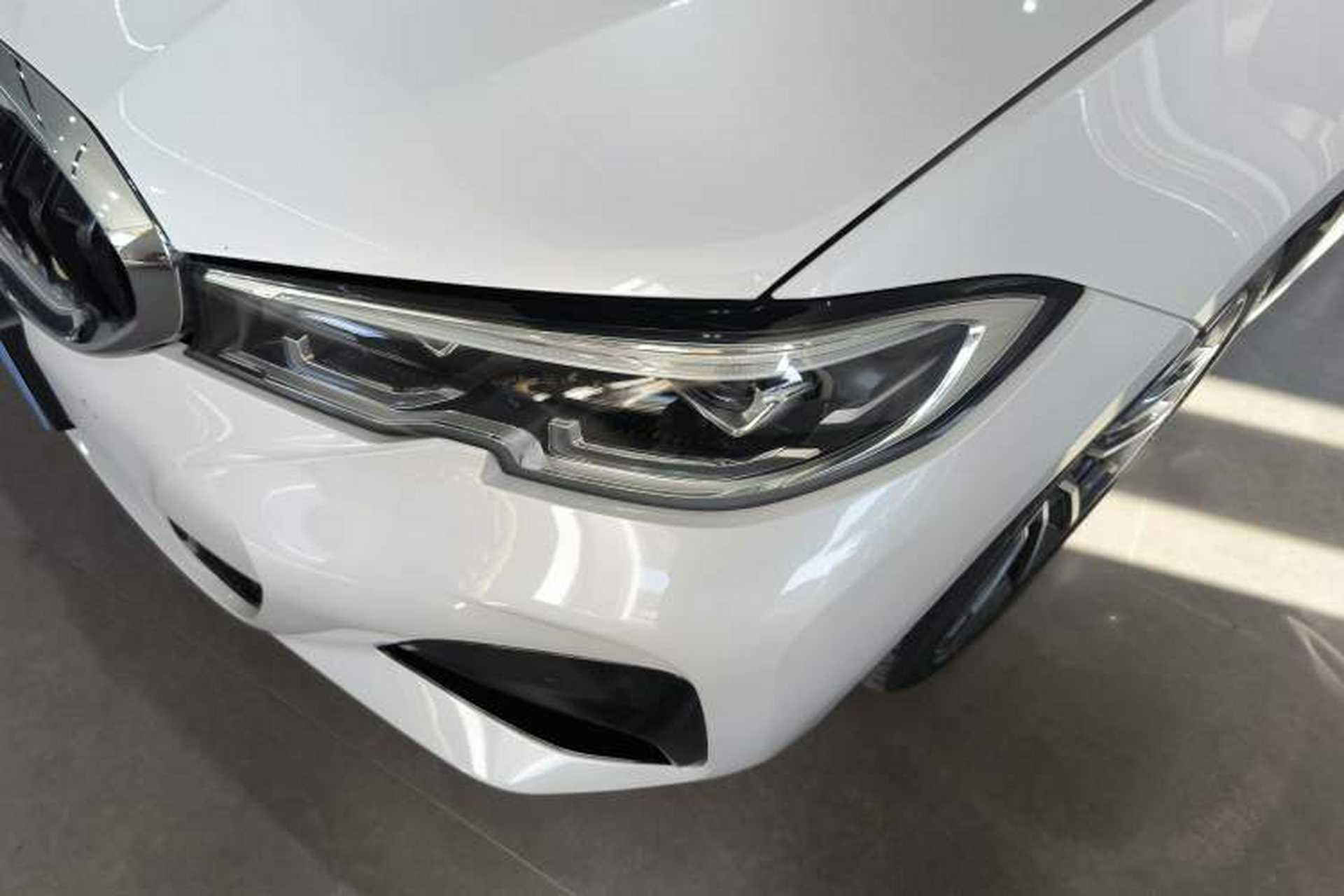 Used BMW 3 Series 2022 325Li M Sport Package Left Front Headlight