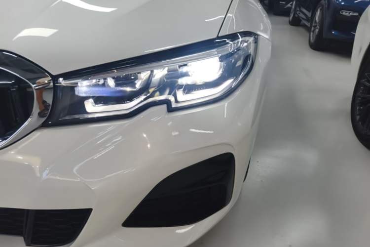 Used BMW 3 Series 2022 325Li M Sport Package Left Front Headlight