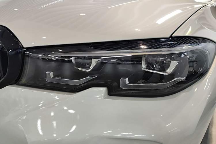 Used BMW 3 Series 2022 325i M Sport Night Edition Package Left Front Headlight