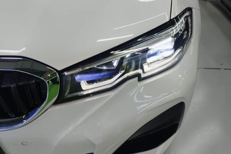 Used BMW 3 Series 2022 325Li M Sport Package Left Front Headlight