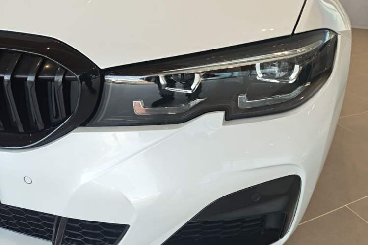 Used BMW 3 Series 2022 325i M Sport Night Edition Package Left Front Headlight