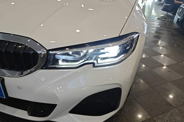Used BMW 3 Series 2022 325Li M Sport Package Left Front Headlight