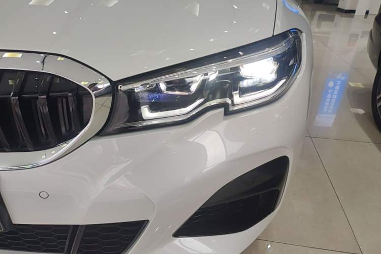 Used BMW 3 Series 2022 325Li M Sport Package Left Front Headlight
