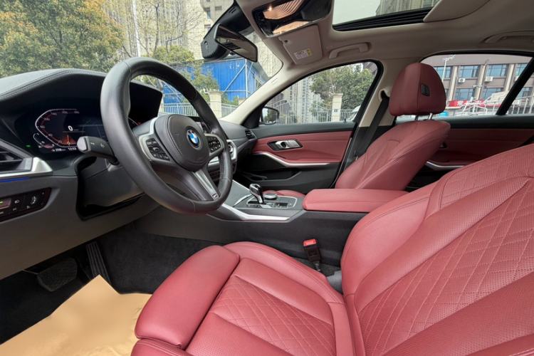 Used BMW 3 Series 2022 325i M Sport Package Left Front Seat