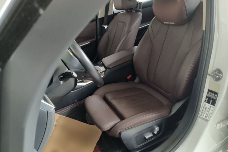 Used BMW 3 Series 2022 325Li M Sport Package Left Front Seat