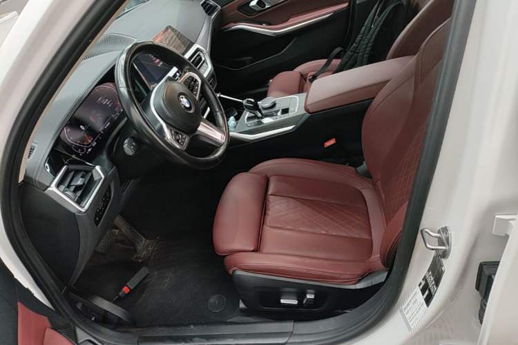 Used BMW 3 Series 2022 Updated 325i M Sport Package Left Front Seat