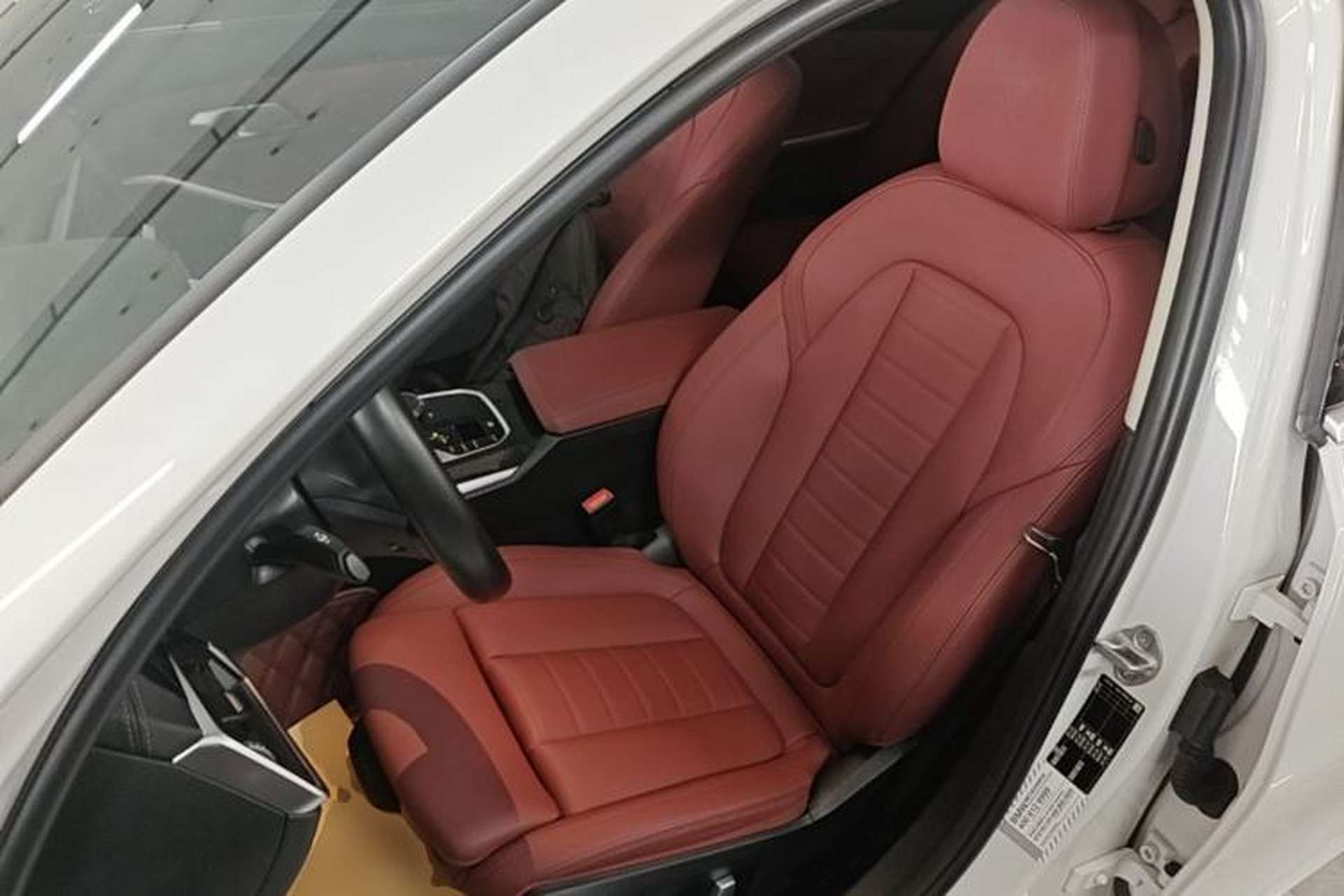 Used BMW 3 Series 2022 325Li M Sport Package Left Front Seat