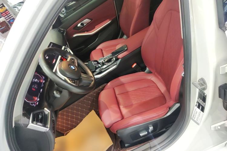 Used BMW 3 Series 2022 320Li M Sport Package Left Front Seat