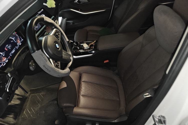 Used BMW 3 Series 2022 320Li M Sport Package Left Front Seat